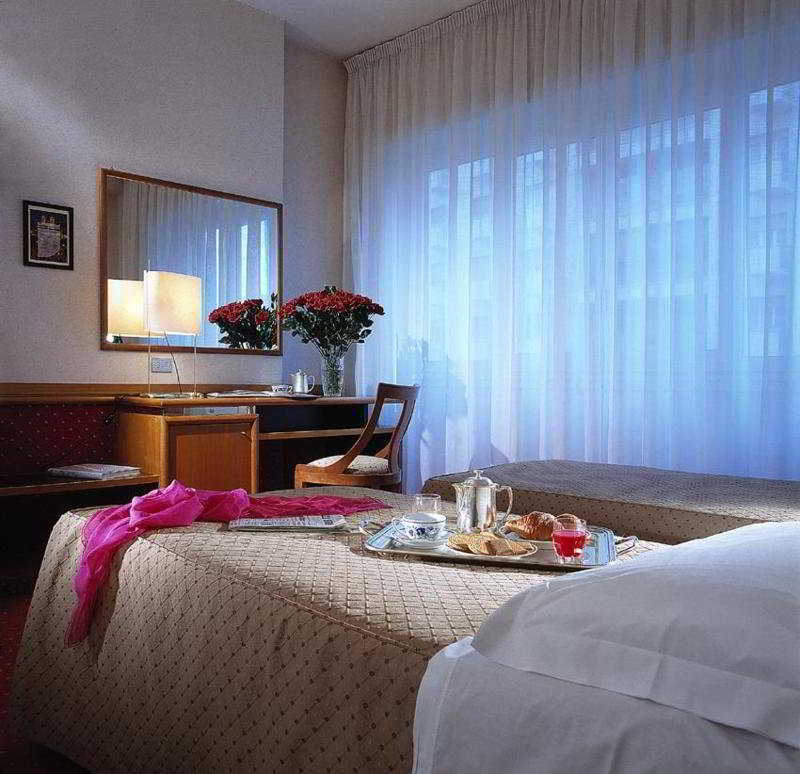 Best Western Hotel Piccadilly Roma Esterno foto